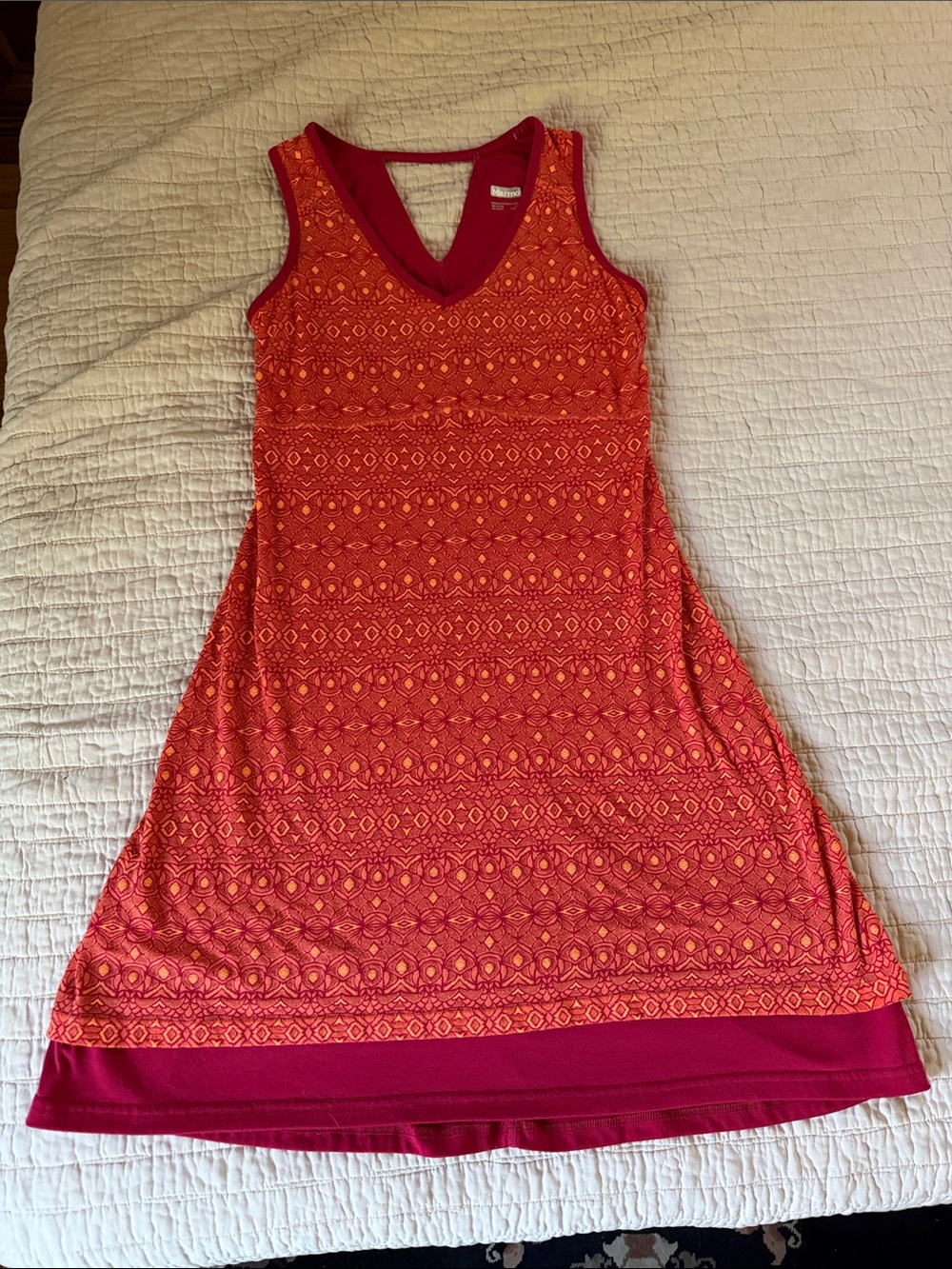 Marmot Red and Orange Patterned V-Neck Midi Dress